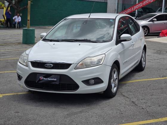 FORD FOCUS 2.0 GLX SEDAN 16V FLEX 4P AUTOMÁTICO